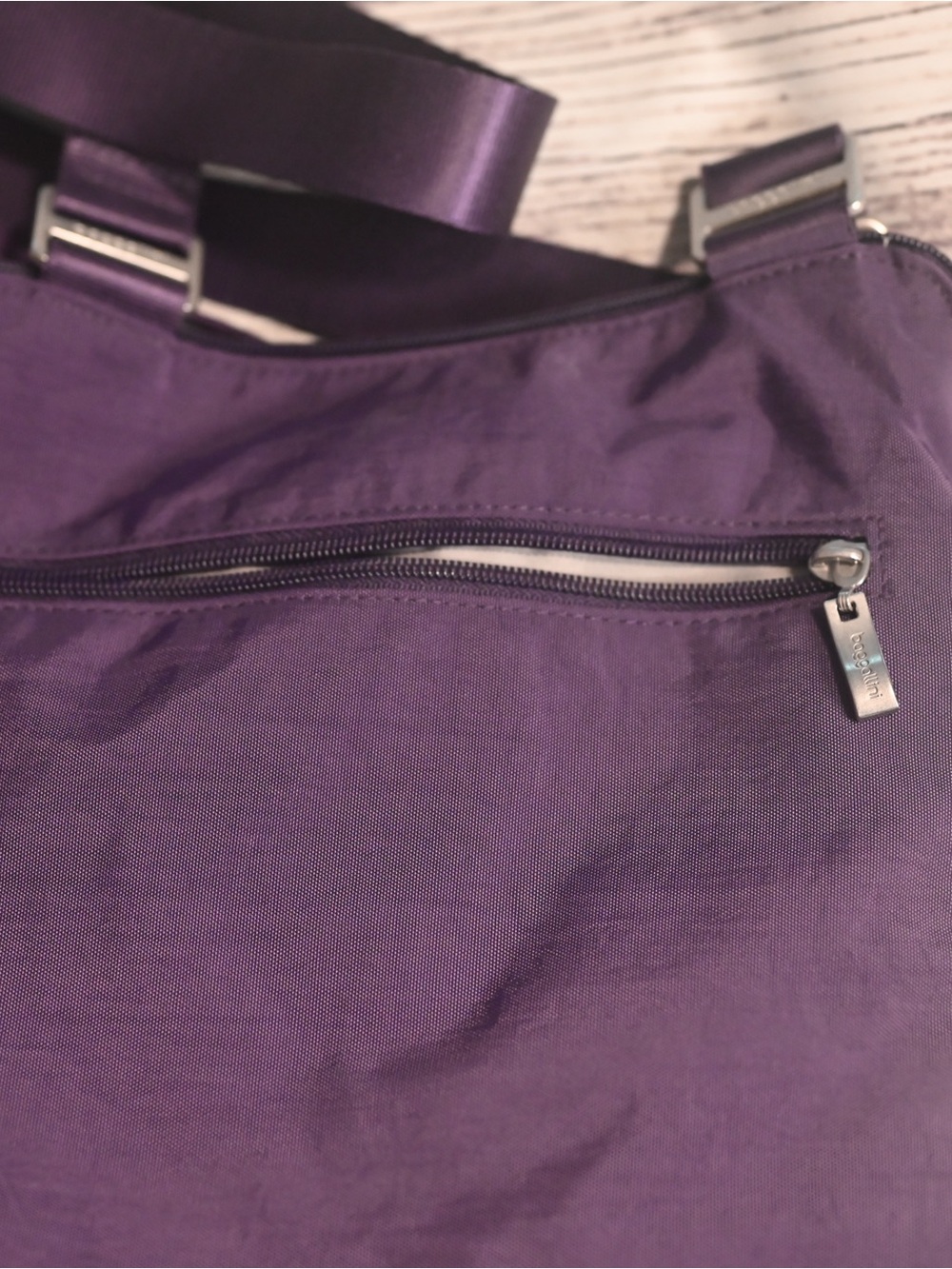 Bagallini Purple Crossbody Shoulder Bag and change purse
